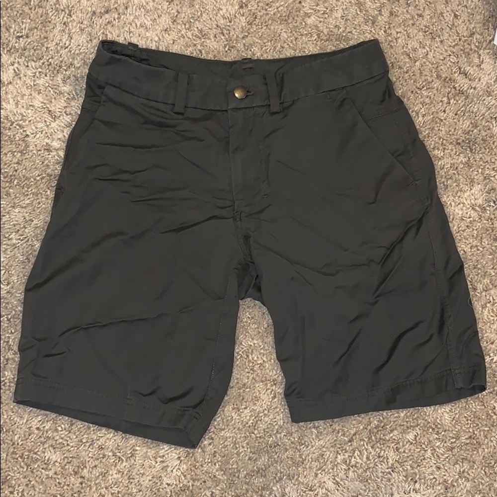 men’s lululemon dress shorts